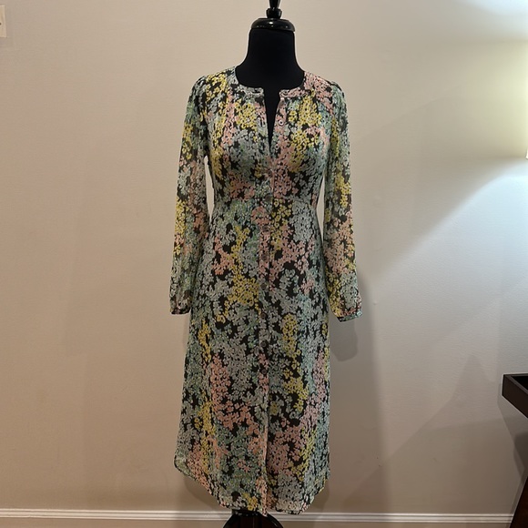 LOFT Spring Floral Button Front Dress in Pastels & Grey 00P - Picture 8 of 16